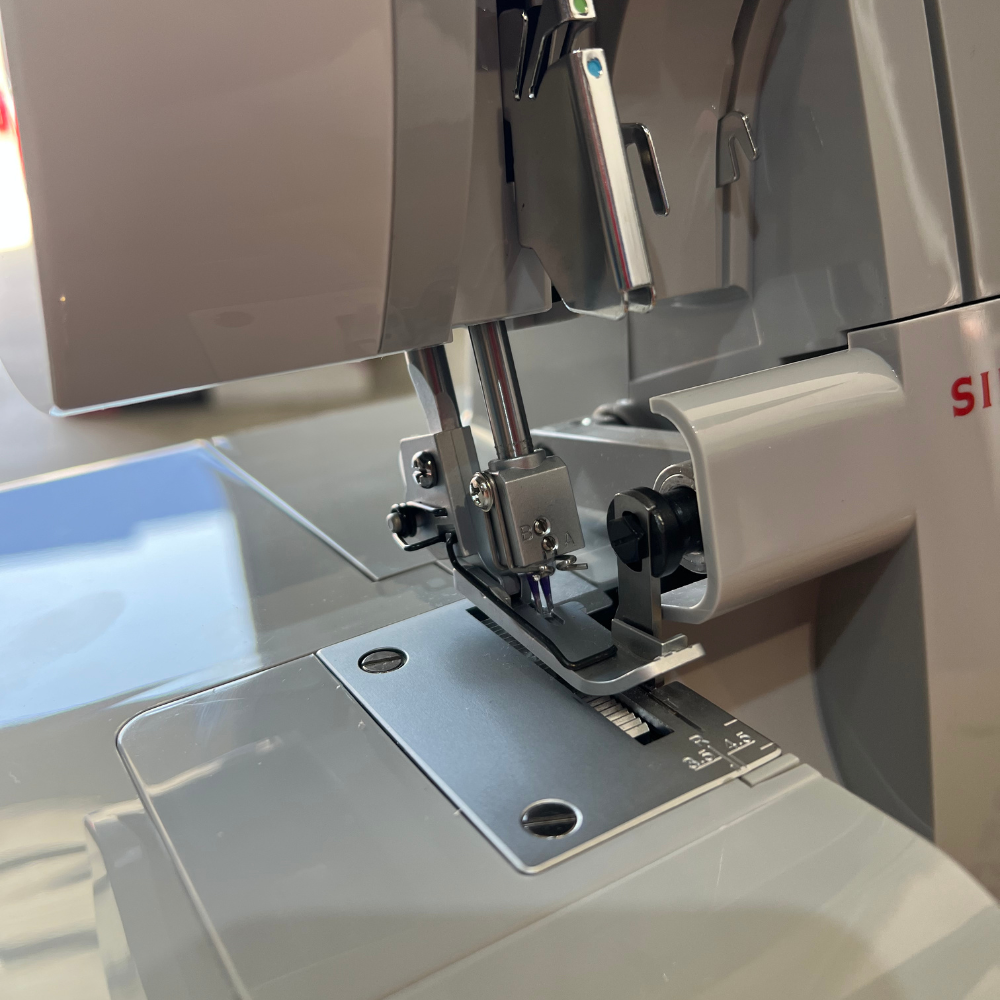 Singer 14HD854 (OUTLET)