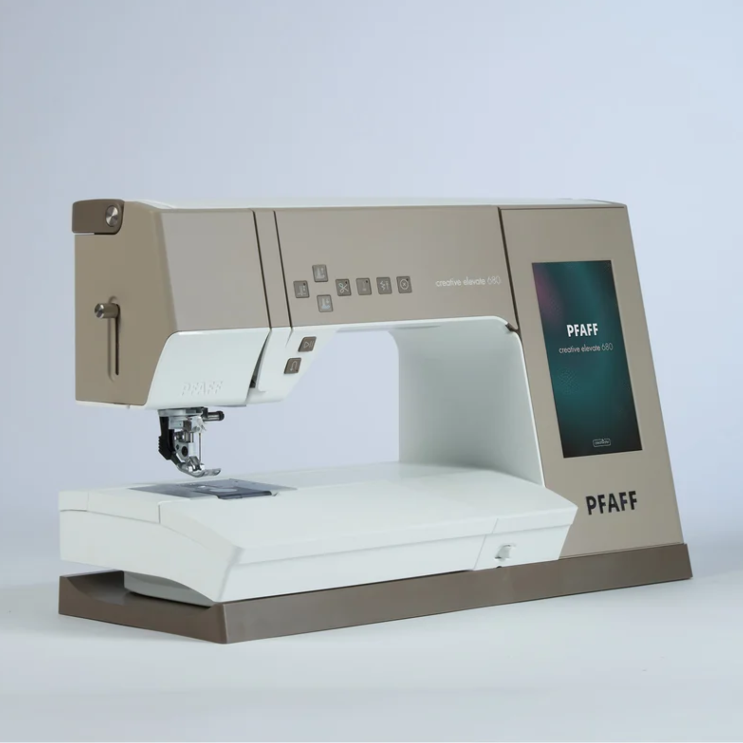 PFAFF Creative Elevate 680