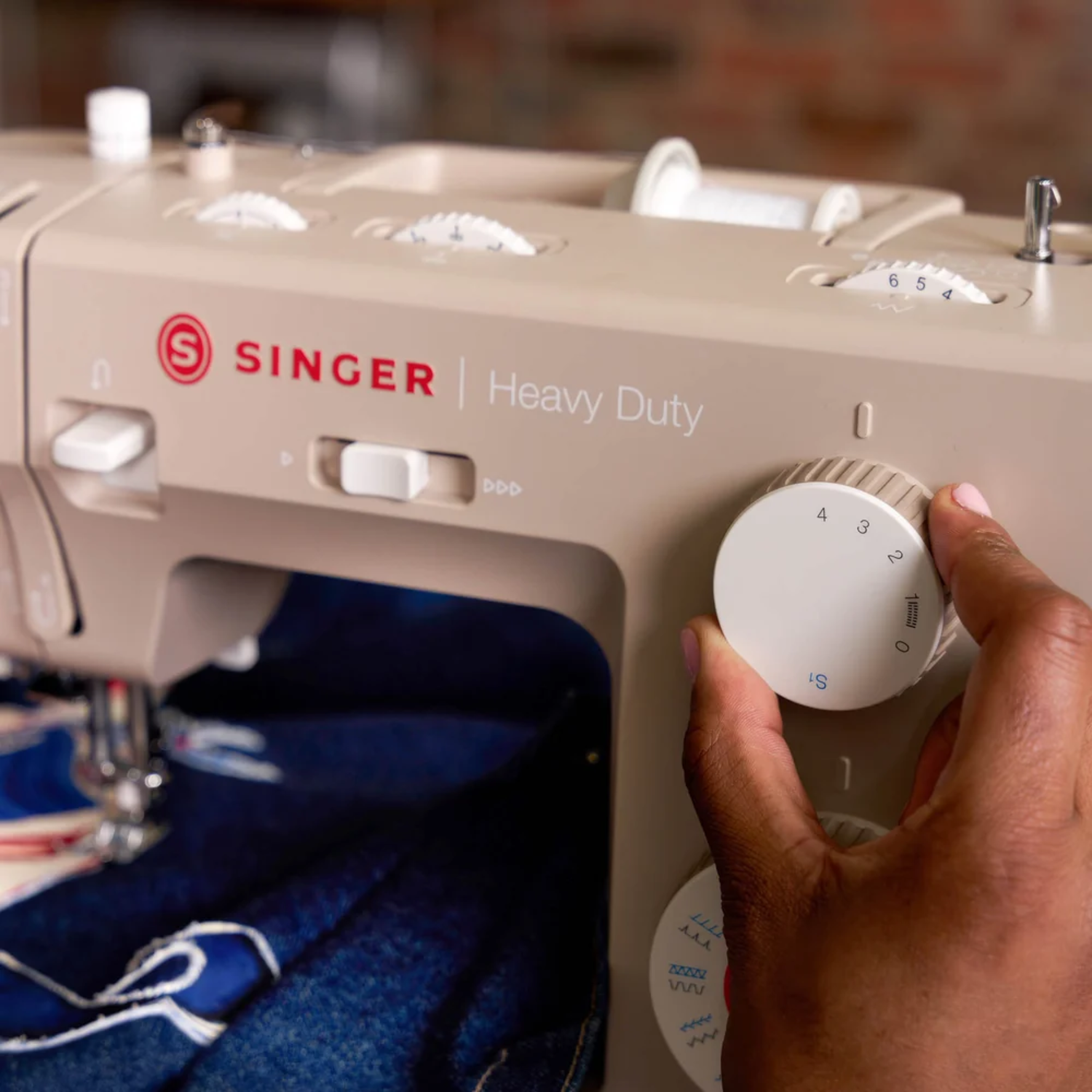 Singer Heavy Duty 4523