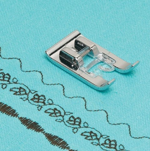 Prensatelas con monogramas satén Brother