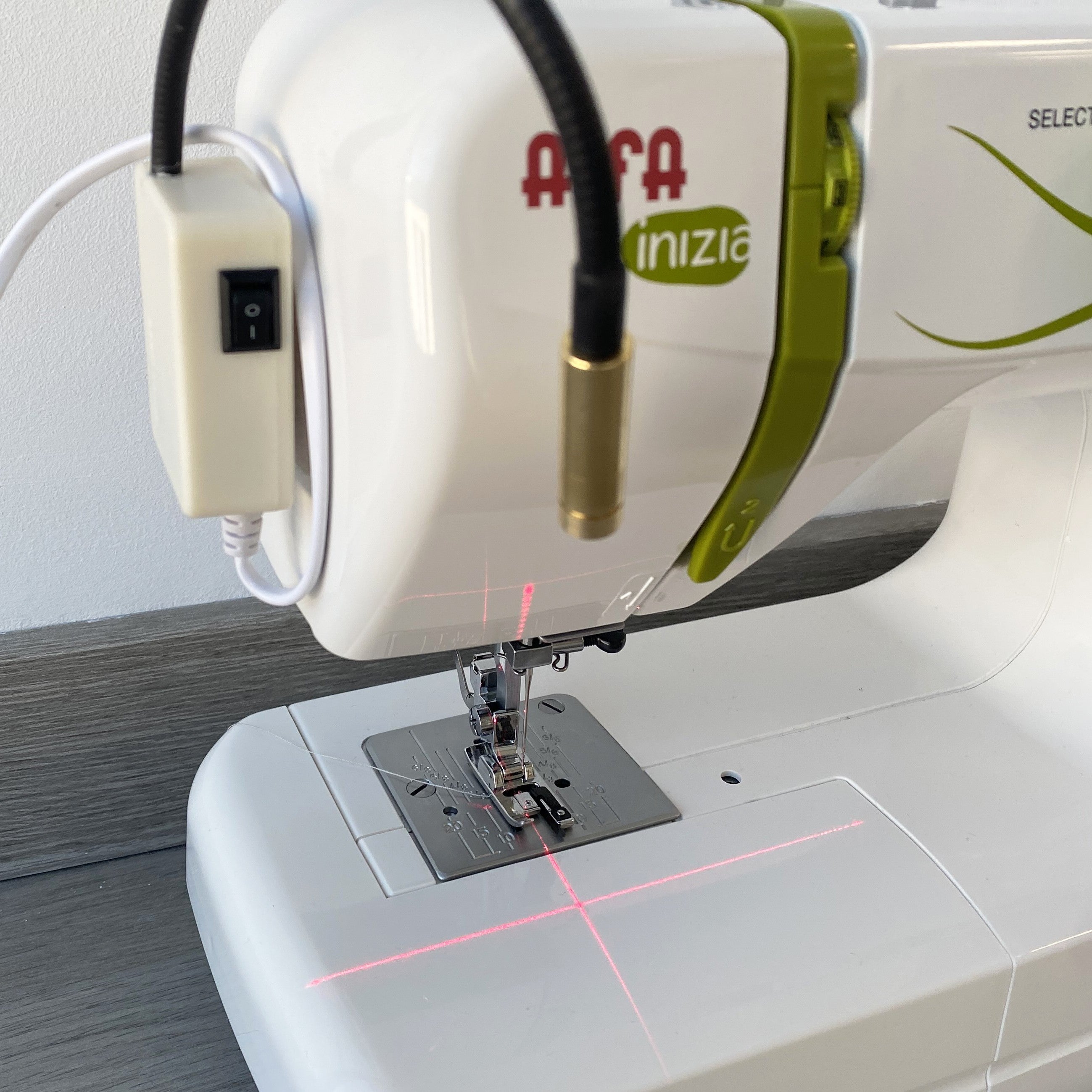 Conjunto Láser  3 en 1 para Máquina de Coser