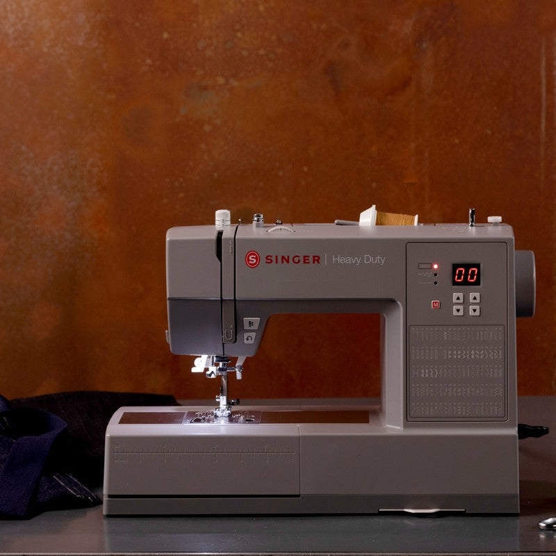 Singer Heavy Duty 6605C